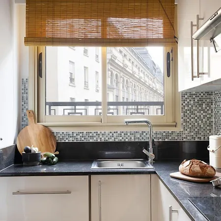 Angles - 1 A Montmartre